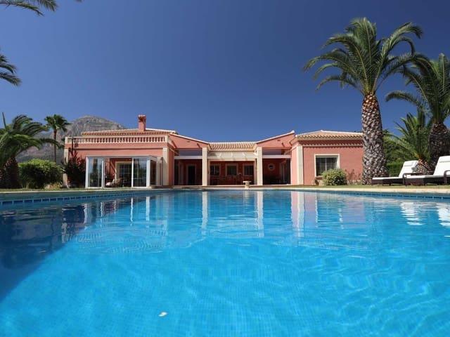 Villa en alquiler en Jávea