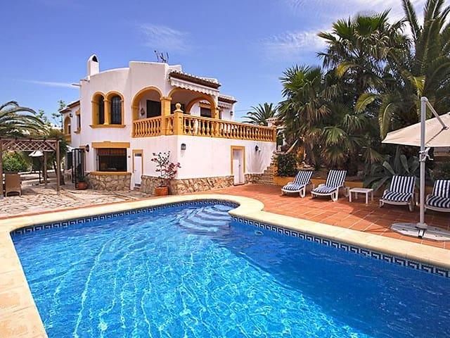 Villa en alquiler en Jávea