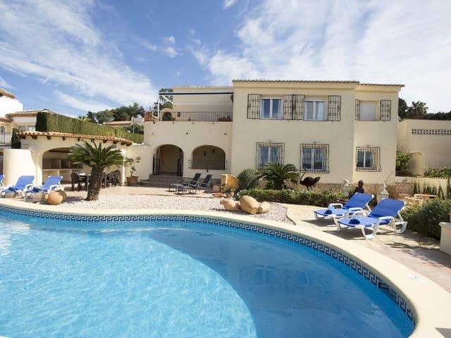 Villa en alquiler en Jávea