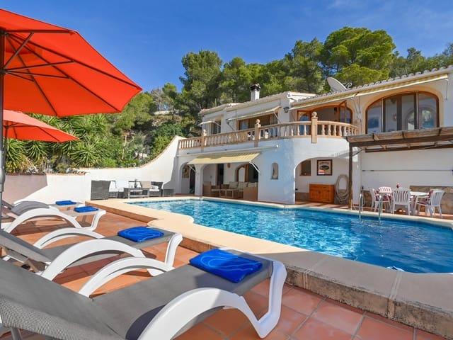 Villa en alquiler en Jávea