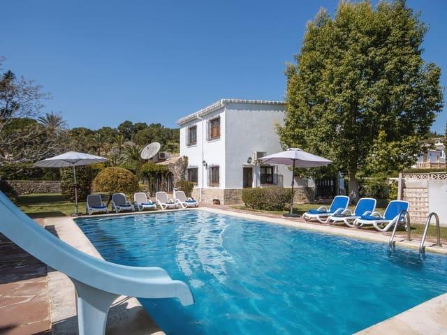 Villa en alquiler en Jávea