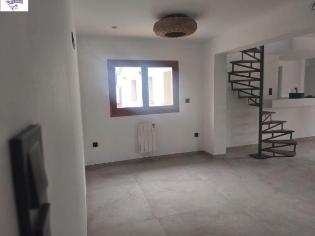 Chalet en alquiler en Urbanización El Portón, Albacete