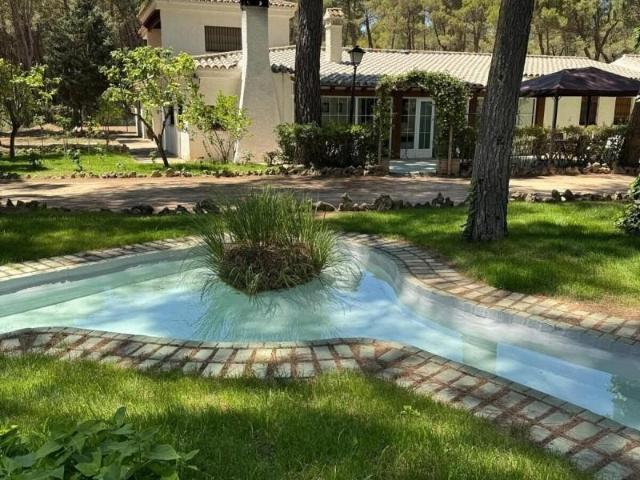 Villa en alquiler en Albacete