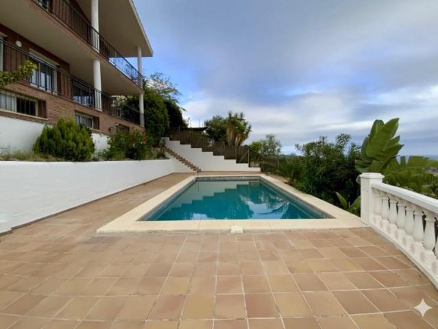 Chalet en alquiler en Alella, Barcelona