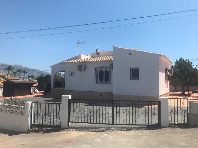Villa en alquiler en L'alfàs Del Pi