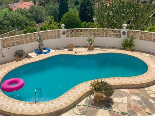 Villa en alquiler en L'alfàs Del Pi, Entre Tarongers i Flors