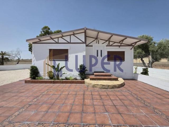 Chalet en alquiler en Alicante