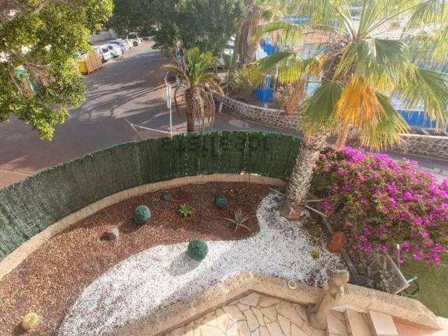 Villa en alquiler en Arona, Aguilas del Teide