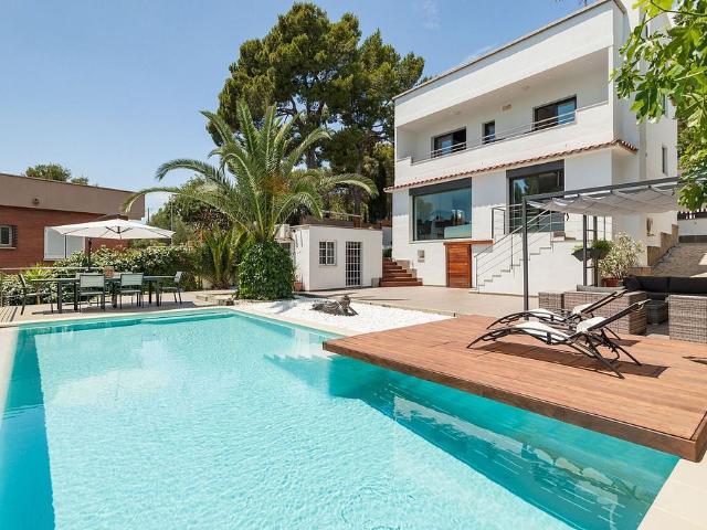 Villa en alquiler en Castelldefels, Bellamar
