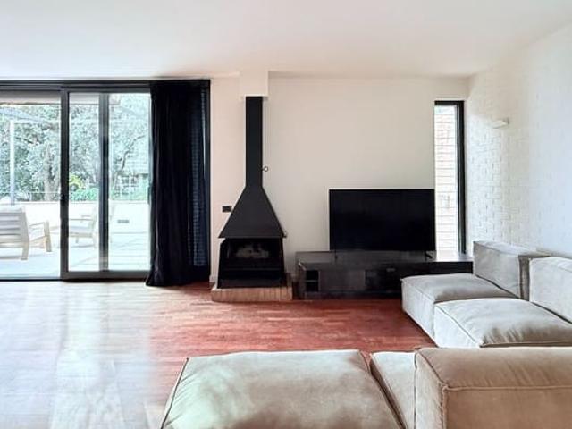 Chalet en alquiler en Sants-Montjuïc, Barcelonès