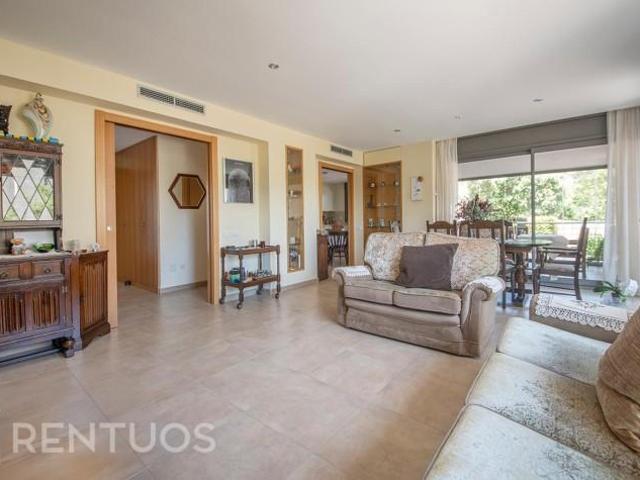 Chalet en alquiler en Urbanització Can Amell, Barcelona