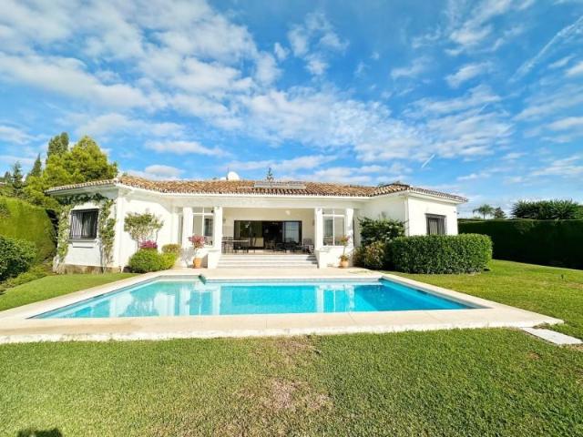 Chalet en alquiler en La Alquería-El Paraíso, Costa del Sol Occidental