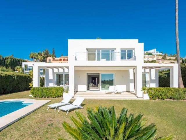 Villa en alquiler en Benahavís, El Paraíso Alto