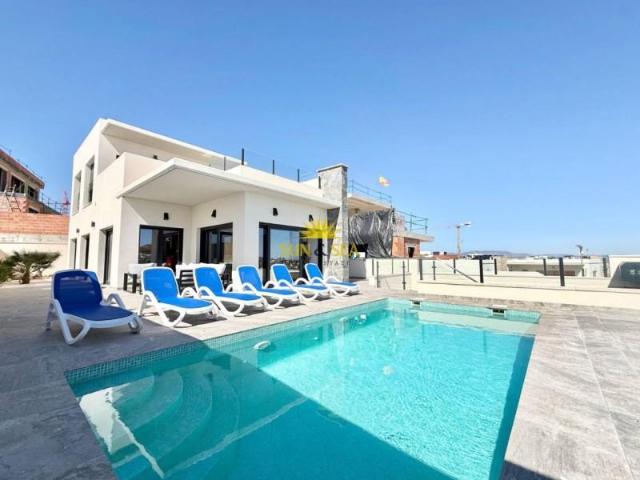 Chalet en alquiler en Urbanización Benimar, el Baix Segura / La Vega Baja