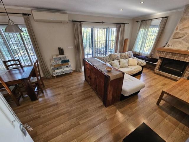 Villa en alquiler en Borriol