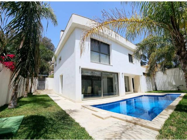 Villa en alquiler en Alicante, Entreplatges