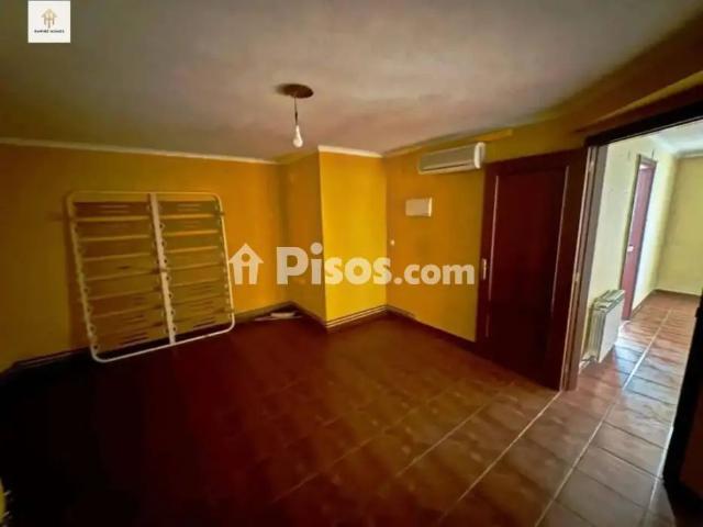 Casa en alquiler en San Blas, Cáceres