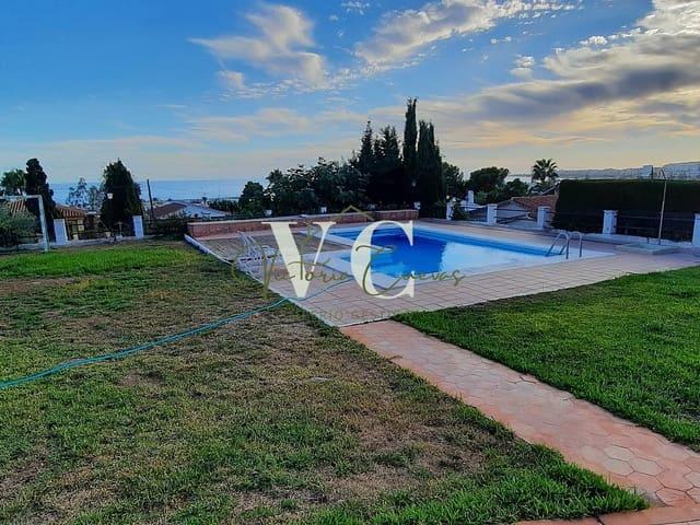 Villa en alquiler en Vélez-málaga, Caleta 2000