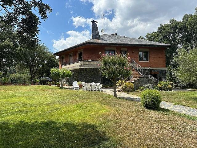 Villa en alquiler en Vallgorguina
