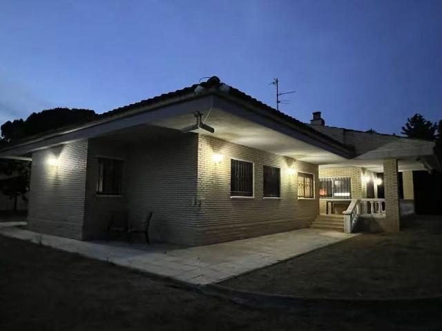 Chalet en alquiler en Riudoms, Tarragona