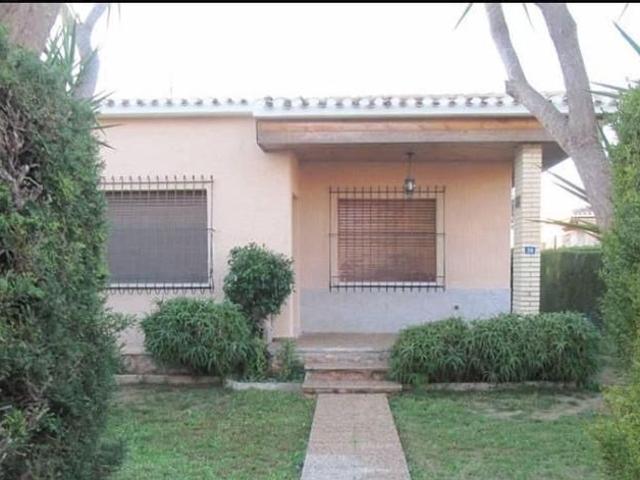 Villa en alquiler en Alicante, El Pinar de Campoamor