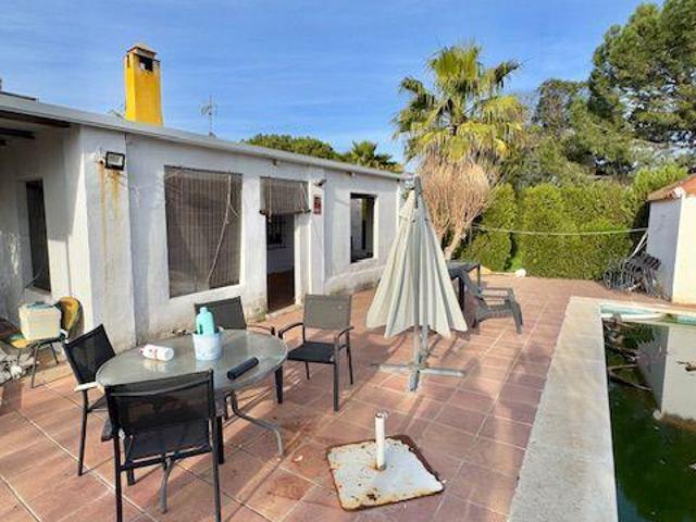 Villa en alquiler en Carmona, Pradollano Villa en alquiler en Carmona, Pradollano