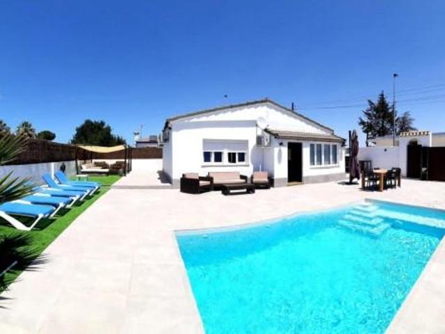 Chalet en alquiler en Los Gallos-Cerromolino, Chiclana De La Frontera