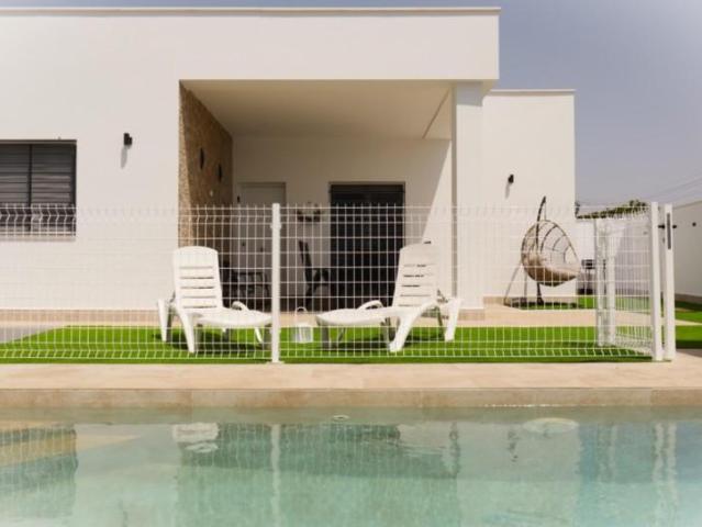 Chalet en alquiler en Pinar de los Guisos, Chiclana De La Frontera