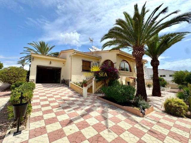 Chalet en alquiler en Ciudad Quesada, Quesada