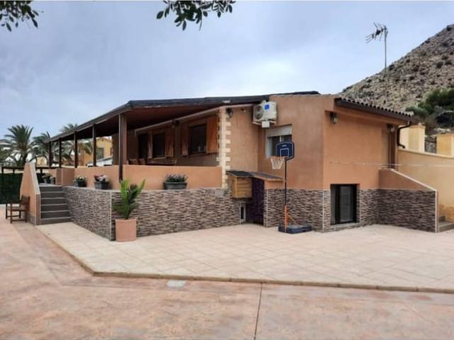 Villa en alquiler en Elche, el Raval de Santa Teresa