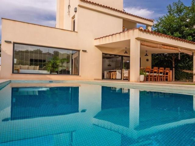 Chalet en alquiler en Aspe, Valencia