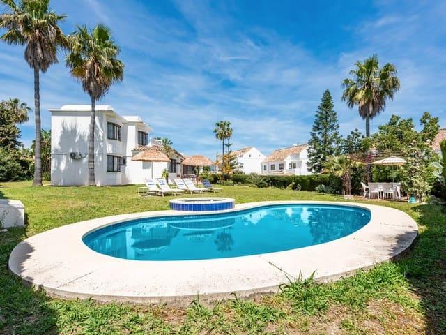 Chalet en alquiler en Barriada Islas Canarias, Costa del Sol Occidental