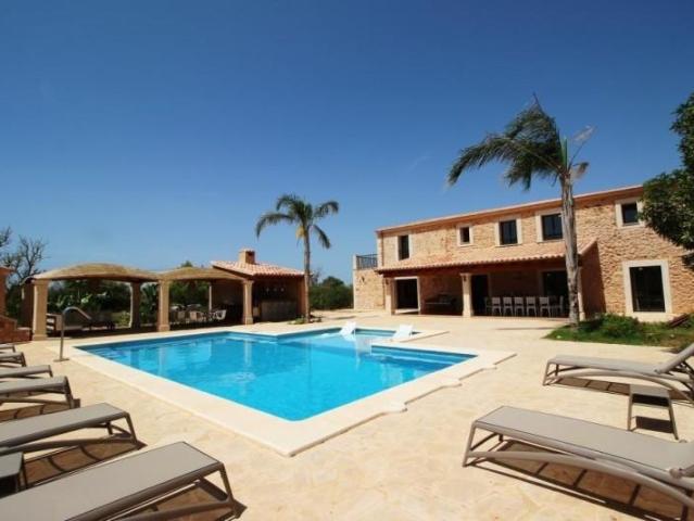 Villa en alquiler en Felanitx