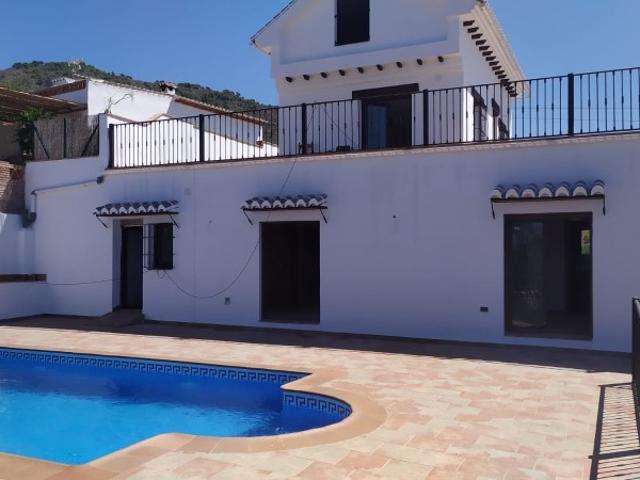 Villa en alquiler en Frigiliana