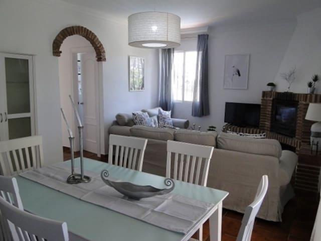 Chalet en alquiler en La Axarquía, Andalucía