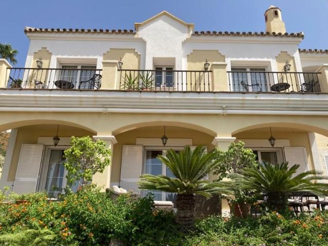 Chalet en alquiler en Istán, Málaga