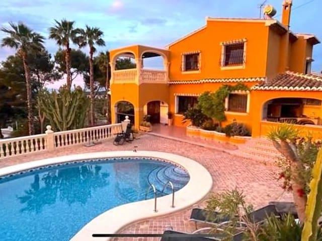Villa en alquiler en Jávea