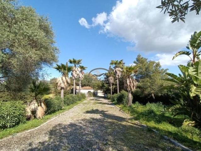 Villa en alquiler en Jimena De La Frontera