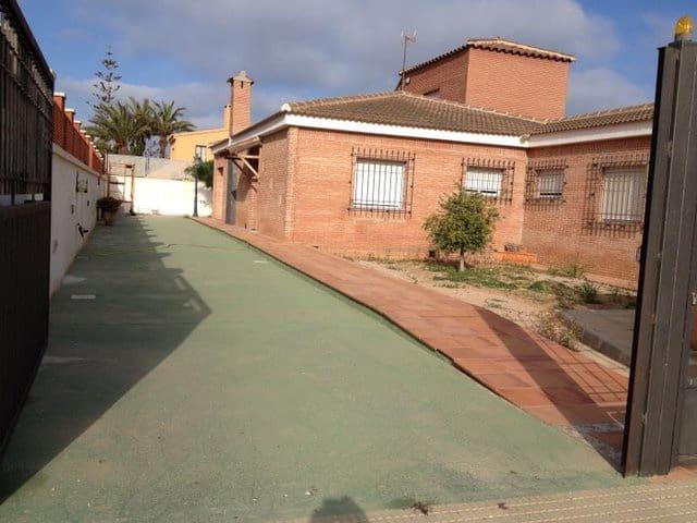 Villa en alquiler en La Manga Del Mar Menor, La Manga del Mar Menor