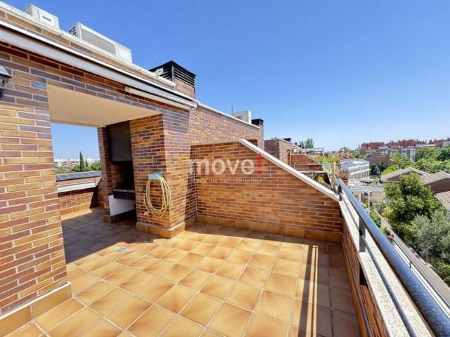Villa en alquiler en Madrid, San Blas