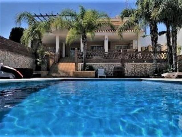 Chalet en alquiler en Cerros del Águila, Mijas