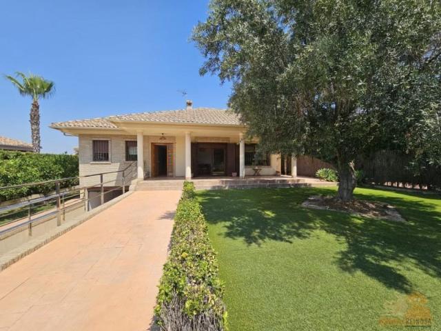 Villa en alquiler en Molina De Segura