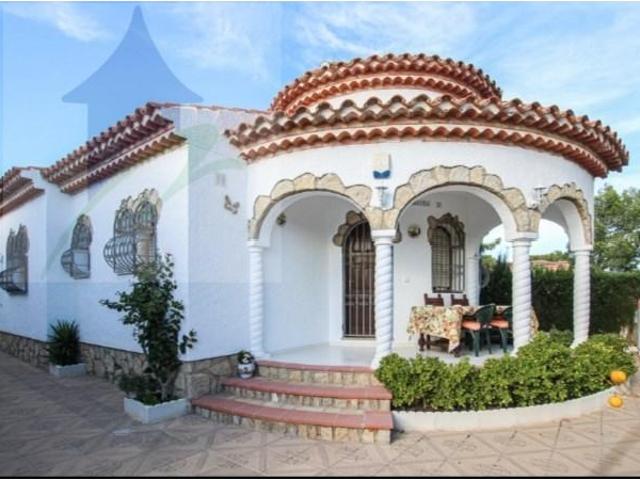 Villa en alquiler en Mont-roig Del Camp, Miami Platja