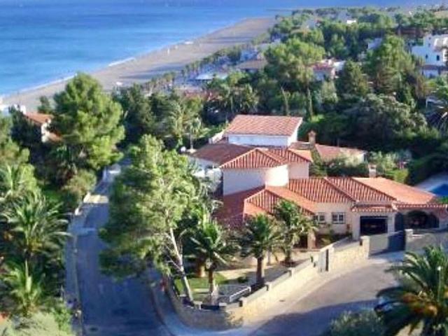 Villa en alquiler en Mont-roig Del Camp