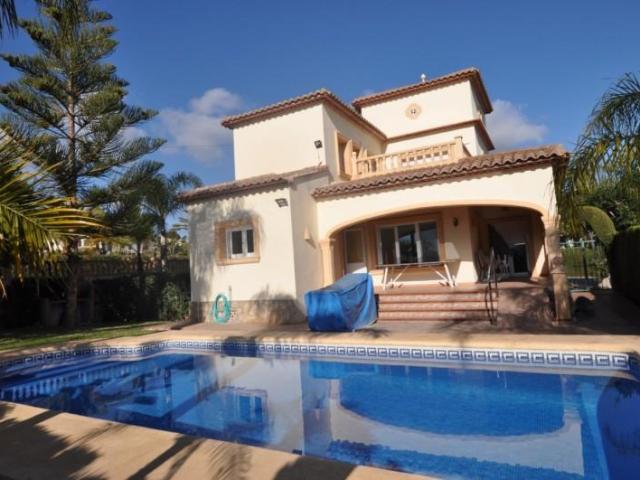Villa en alquiler en Teulada, la Sabatera