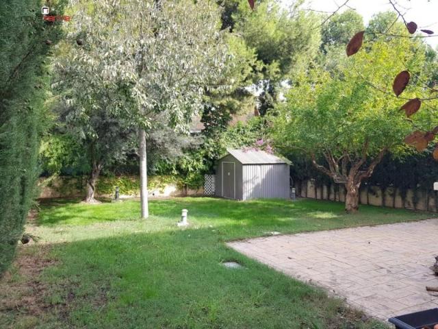 Villa en alquiler en Mutxamel, l'Entredós