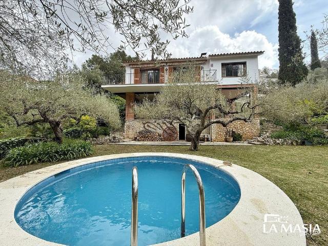 Chalet en alquiler en Olivella, Barcelona