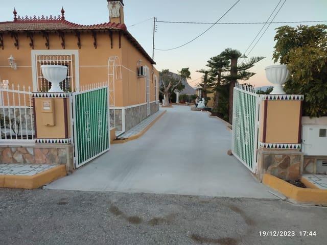 Villa en alquiler en Orihuela, Barrio Nuevo