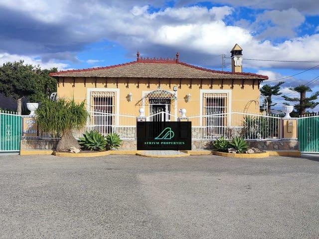 Villa en alquiler en Orihuela, Barrio Nuevo