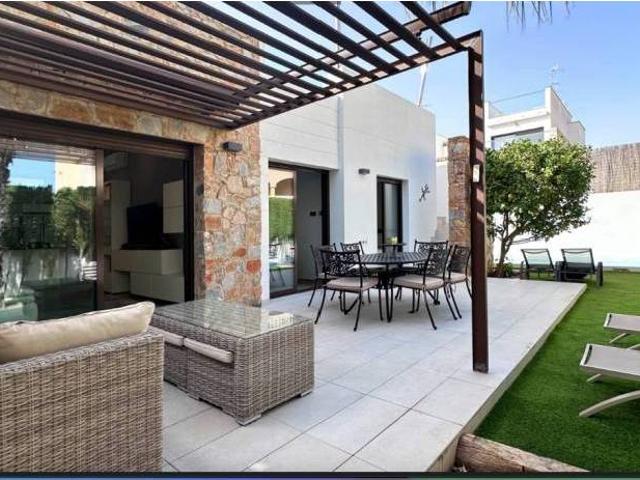 Chalet en alquiler en Orihuela, Sectores La Cuerda y Lomas de Cabo Roig